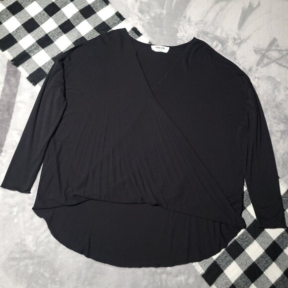 M | Double Zero | Overlap High-Low Draped Blouse - Picture 1 of 5
